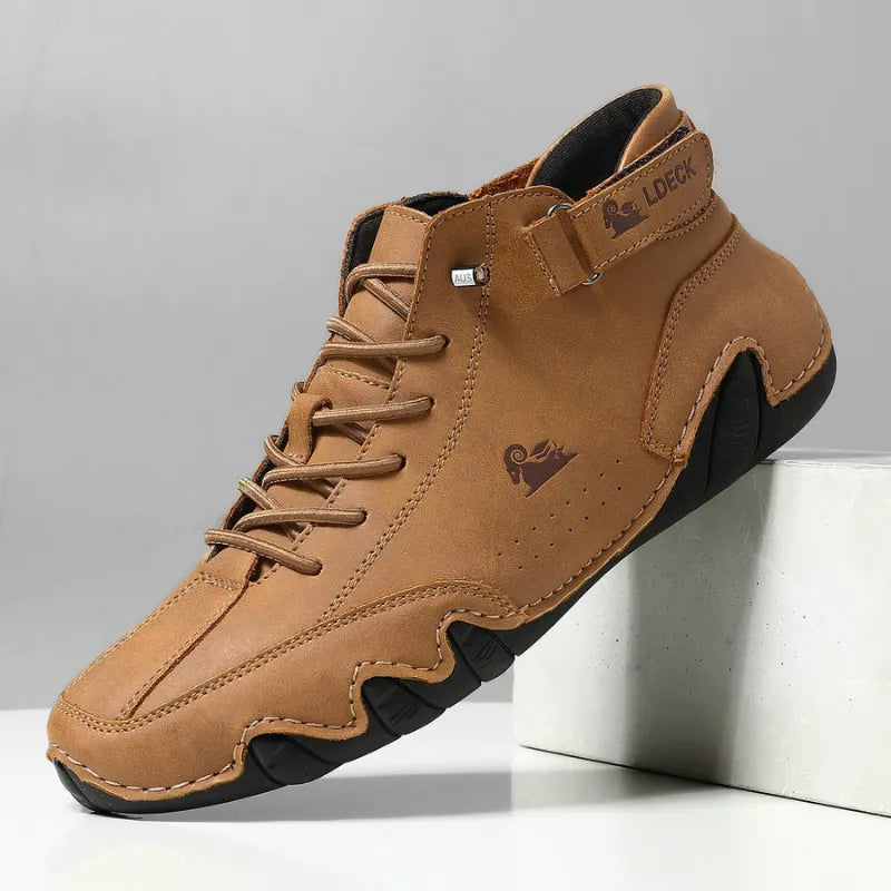 Avenor | Motion-Adaptive Leather Trainers