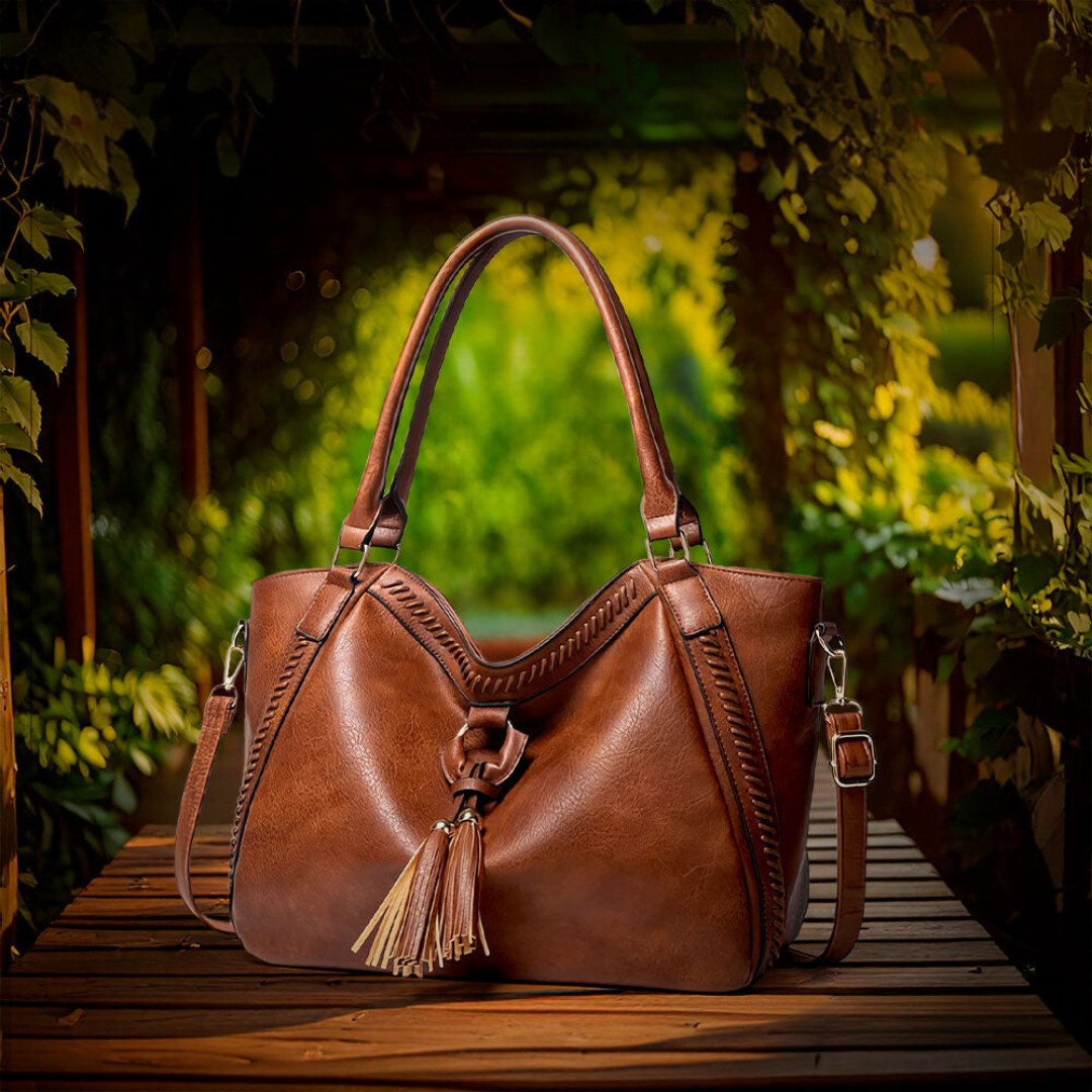 Aveline | Refined Fringe Shoulder Bag