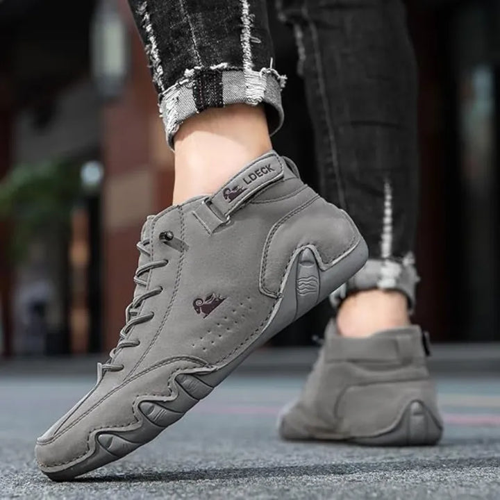 Avenor | Motion-Adaptive Leather Trainers