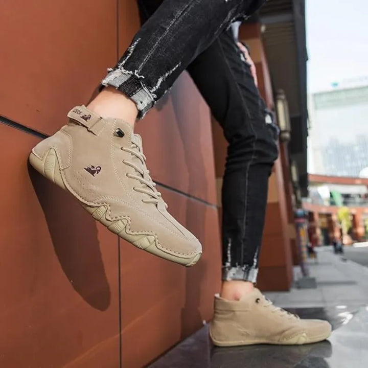Avenor | Motion-Adaptive Leather Trainers