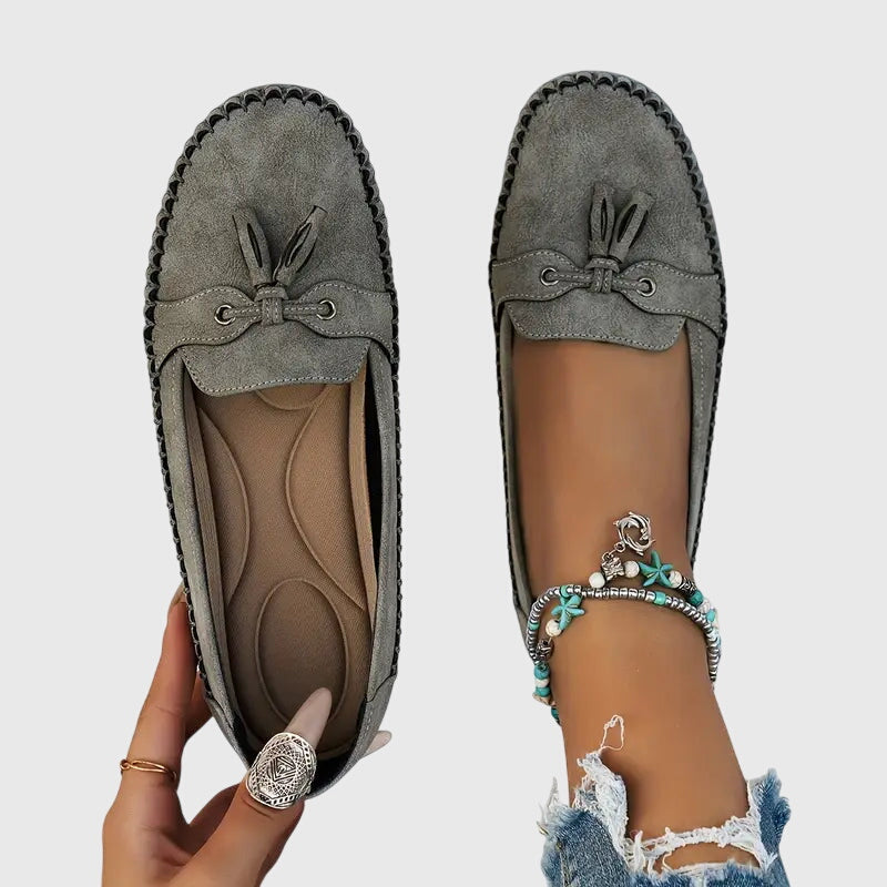 Manika | Soft Simplicity & Everyday Charm