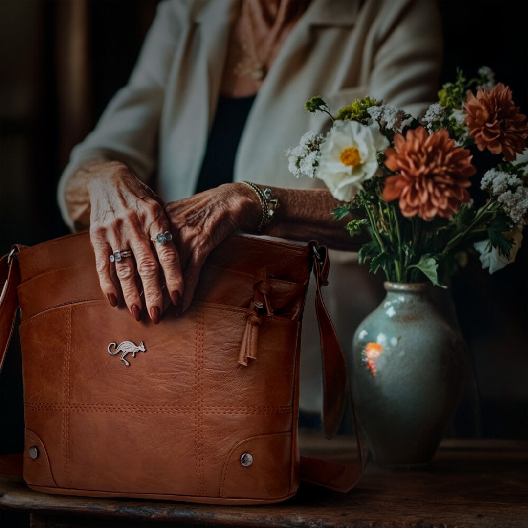 Isalie | Sculpted Mini Travel Tote