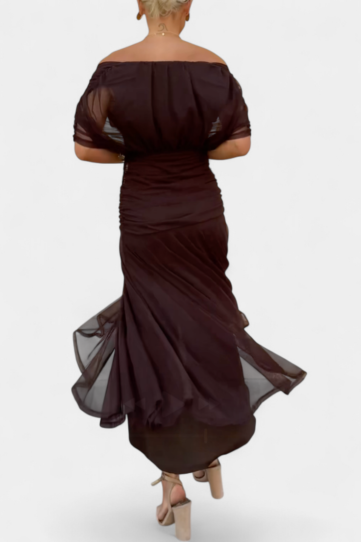 Liora | Feminine Flow with Bold Grace