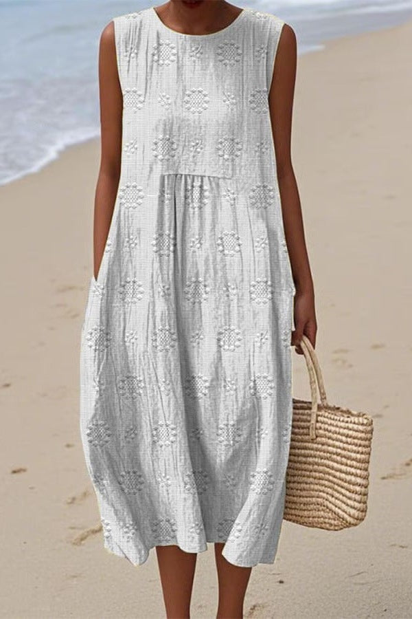 Avina | Laidback Lightness & Coastal Ease